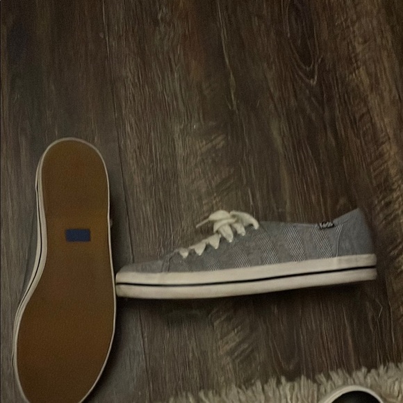 Keds Gray and White Classic Sneakers - Picture 4 of 4